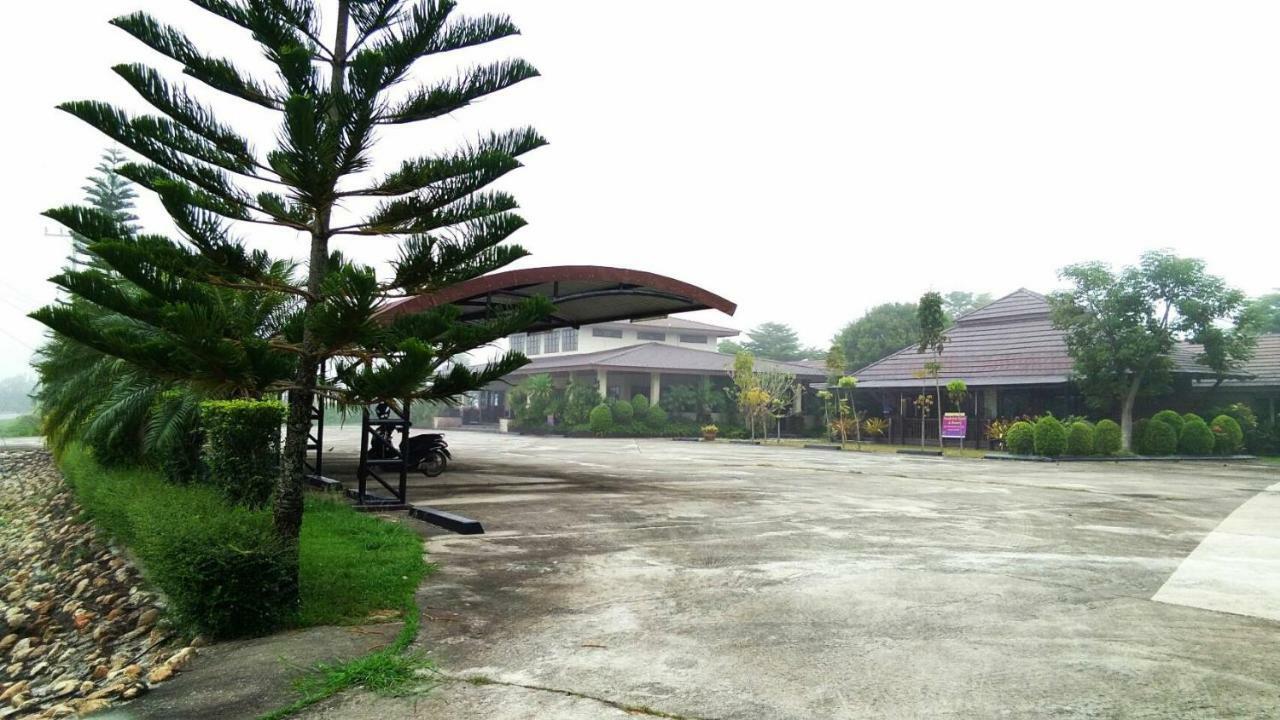 Northstar Hotel & Resort Ban Mae Kon Extérieur photo