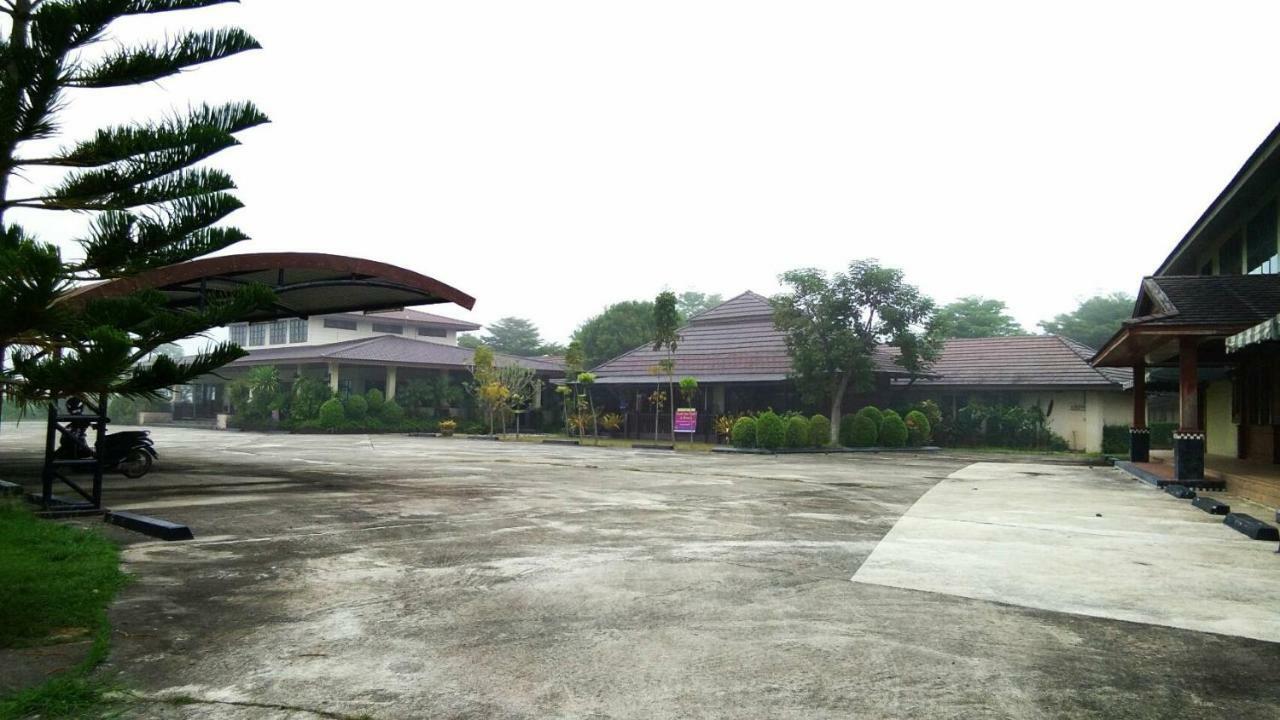 Northstar Hotel & Resort Ban Mae Kon Extérieur photo